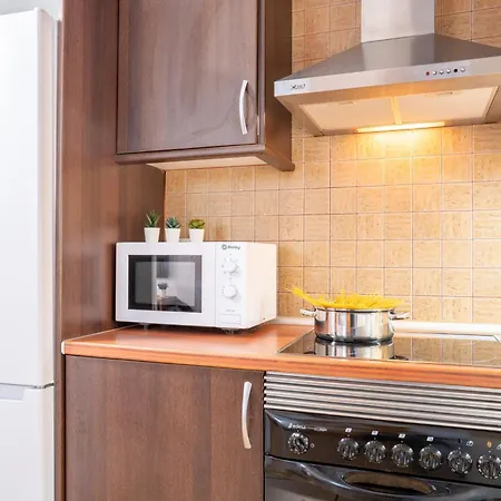 Feelathome Center Apartments-2